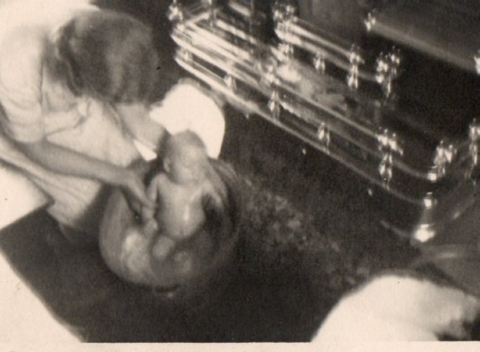 John Olsen and Lizzie Garner. Being washed 1945. 81 White Avenue, Langold